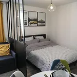 Kelys Residentiel Confort Modernes דירה