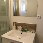 Kelys Residentiel Confort Modernes דירה