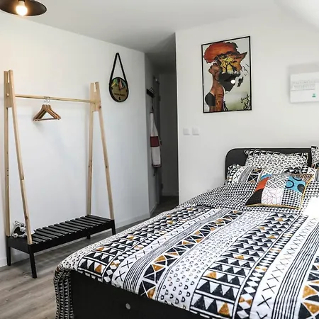 Kelys Residentiel Confort Modernes Apartamento