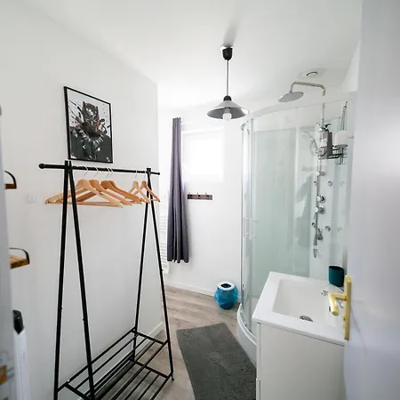 Kelys Residentiel Confort Modernes Apartman